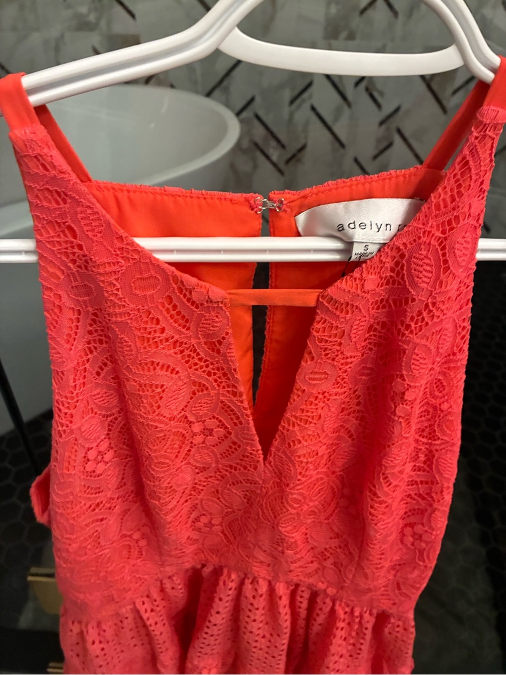 Adelyn Rae Coral Pink Rene Lace Fit & Flare Dress – Size S